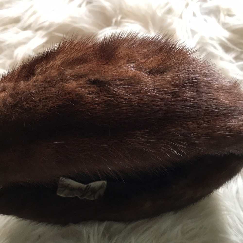 Vintage Brown Mink Fur Beret Hat 1960’s Designer Wedding Genuine Cap Warn Bride - Picture 10 of 15